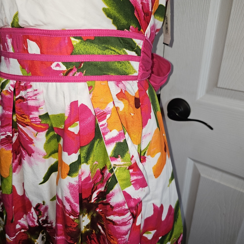 NWT City Studio Floral Dress - Picture 3 of 10